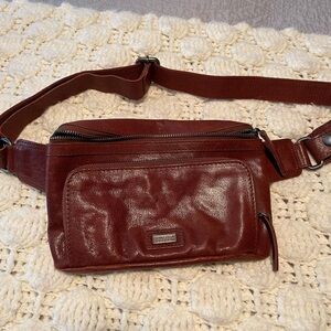 Spike & Sparrow Oregon Waist Bag